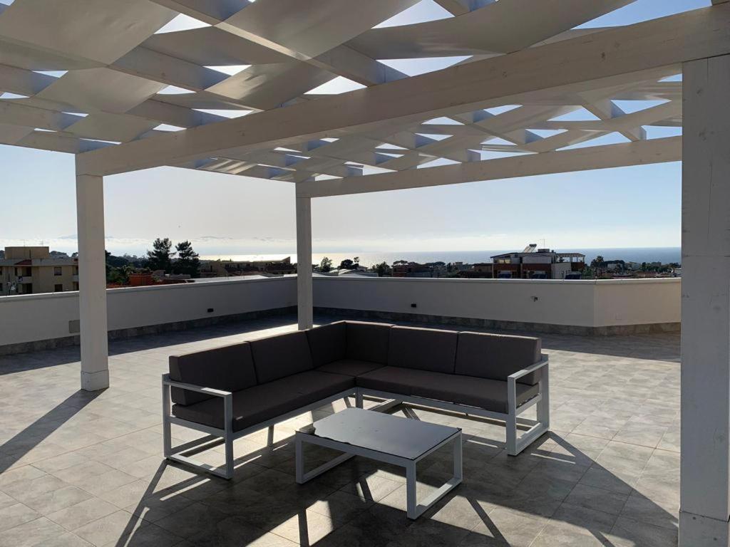 Terrace Ini Leilighet Terrasini Eksteriør bilde